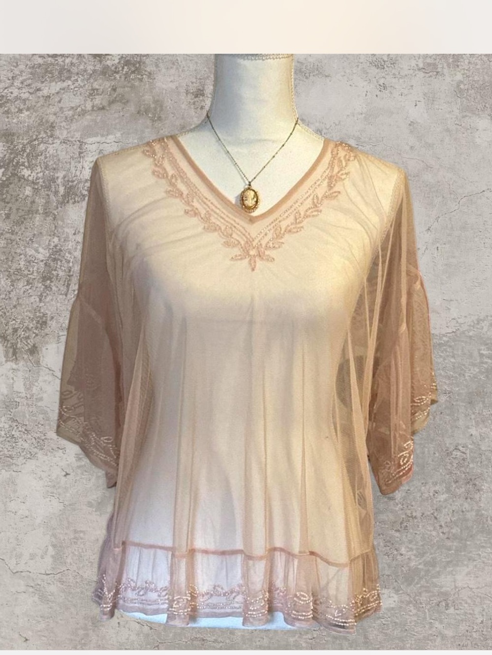 ✨ KAARI BLUE BLUSH PINK BEADED MESH TOP ✨